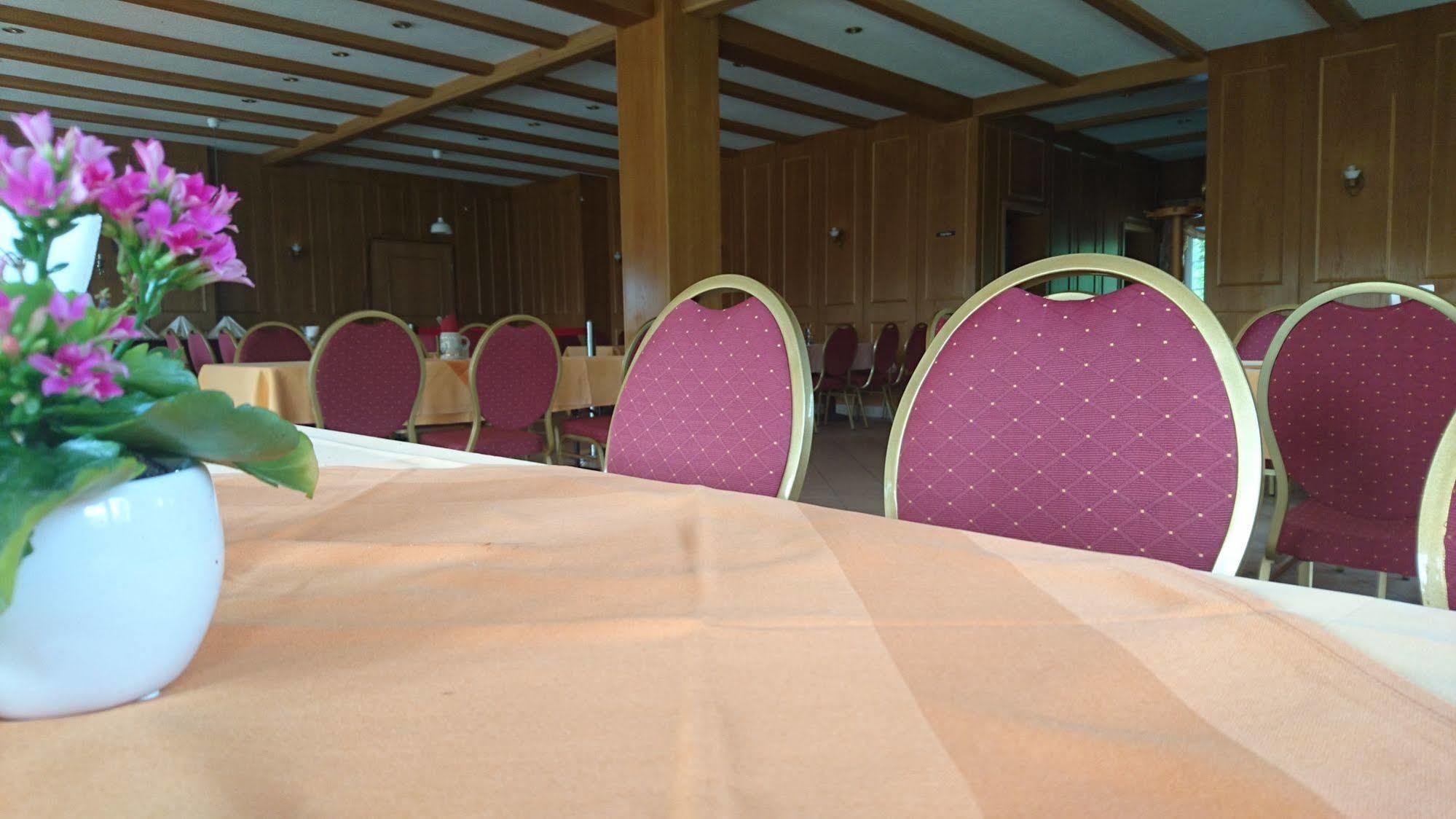 Hotel-Pension Am Muehlberg Lübbenau Zewnętrze zdjęcie