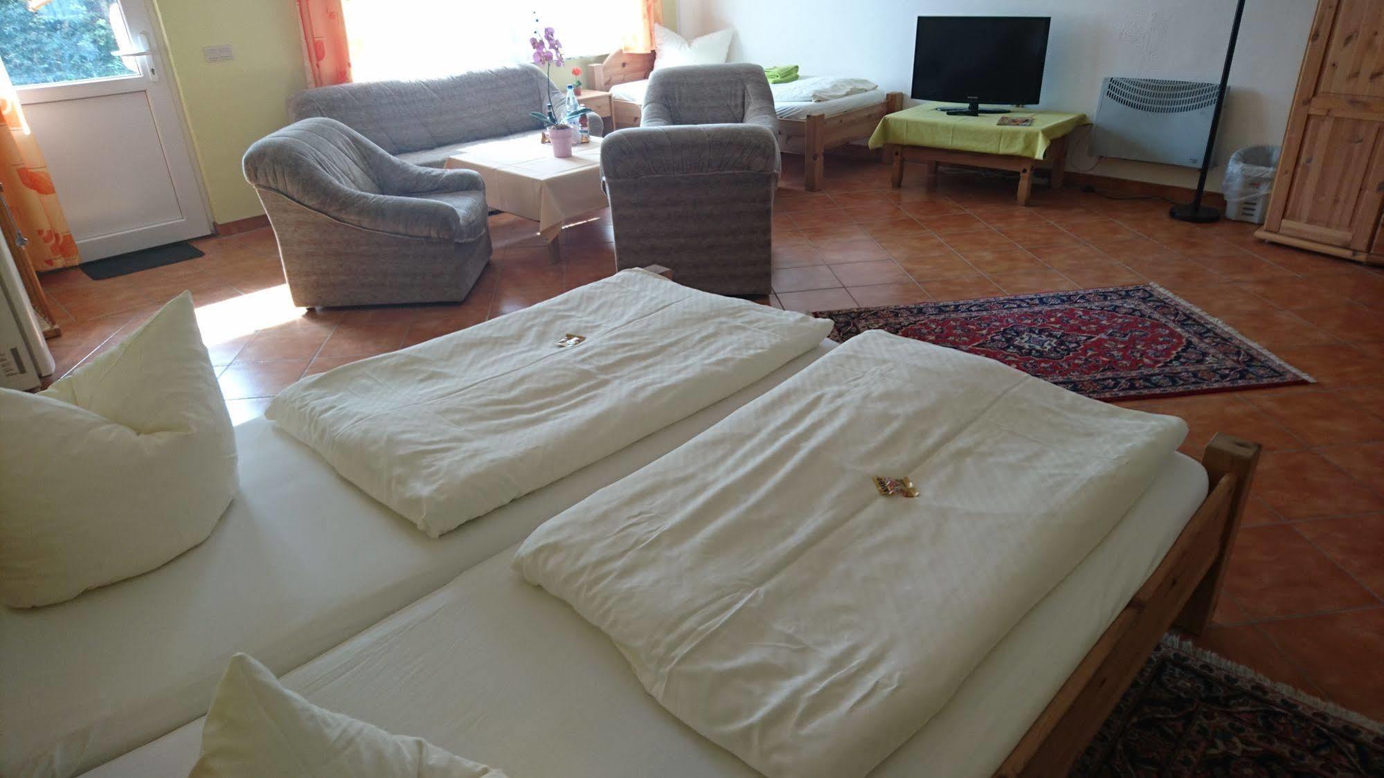 Hotel-Pension Am Muehlberg Lübbenau Zewnętrze zdjęcie